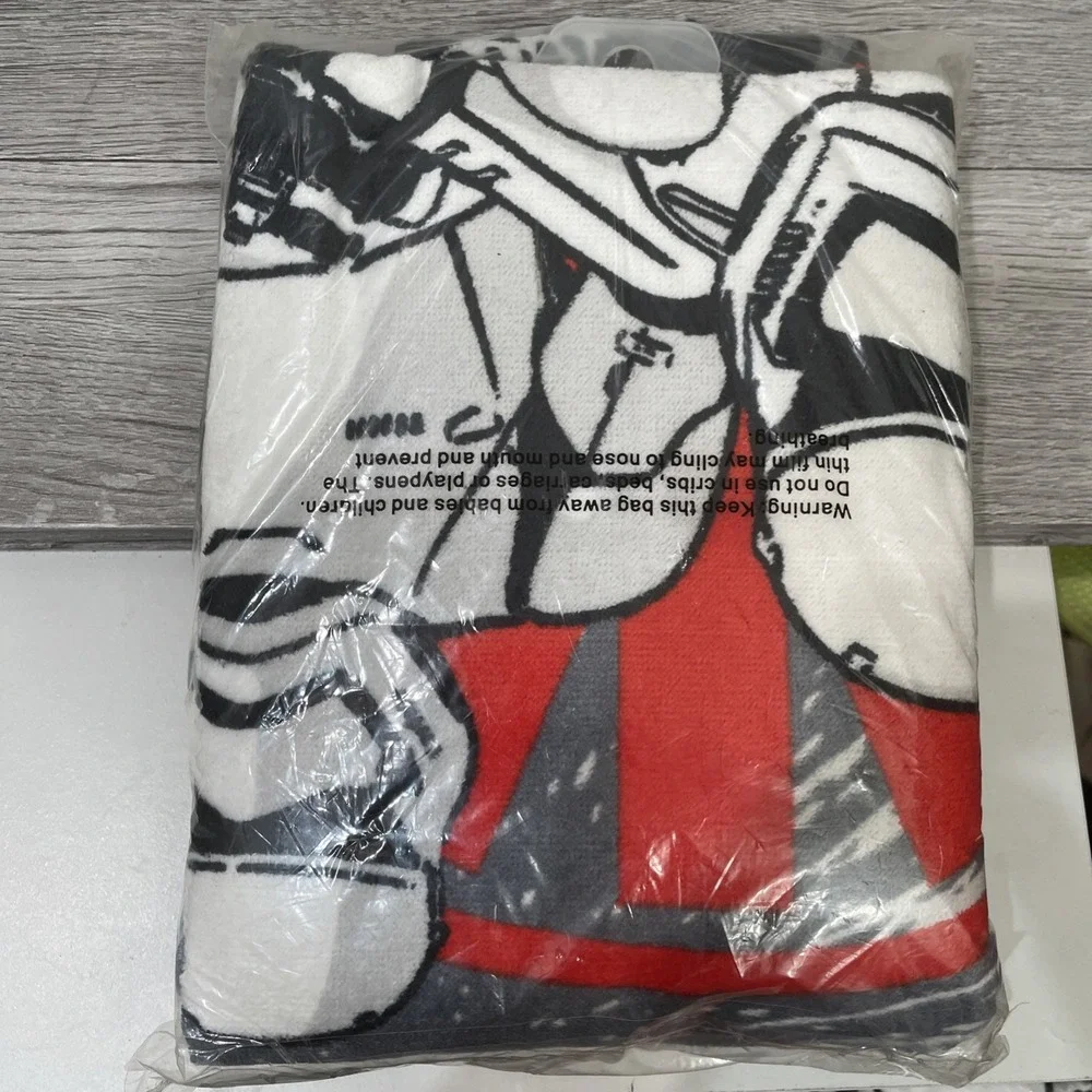Disney‎ Star Wars Battle front 2-piece bath Towel Set NIB